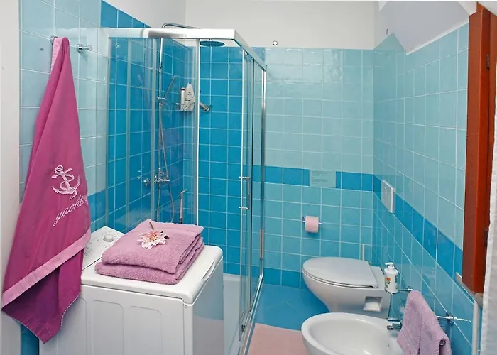 Appartement à 2 Chambres à Coucher